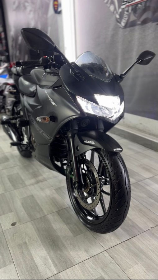 SUZUKI GIXXER SF 250