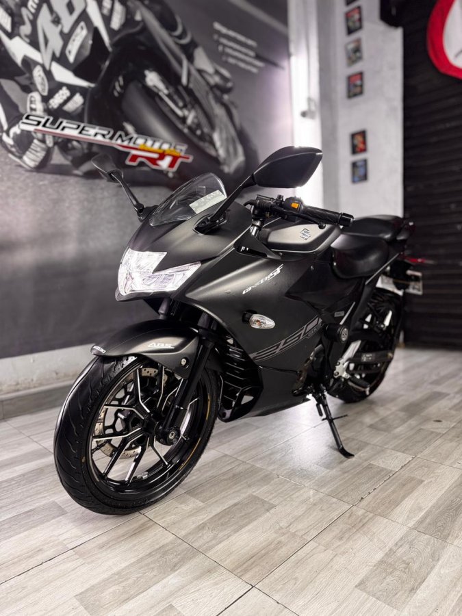 Imagen de SUZUKI GIXXER SF 250