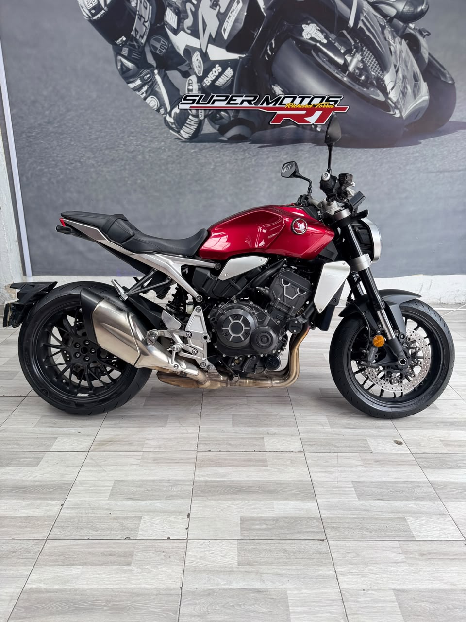 Imagen de HONDA CB 1000 R