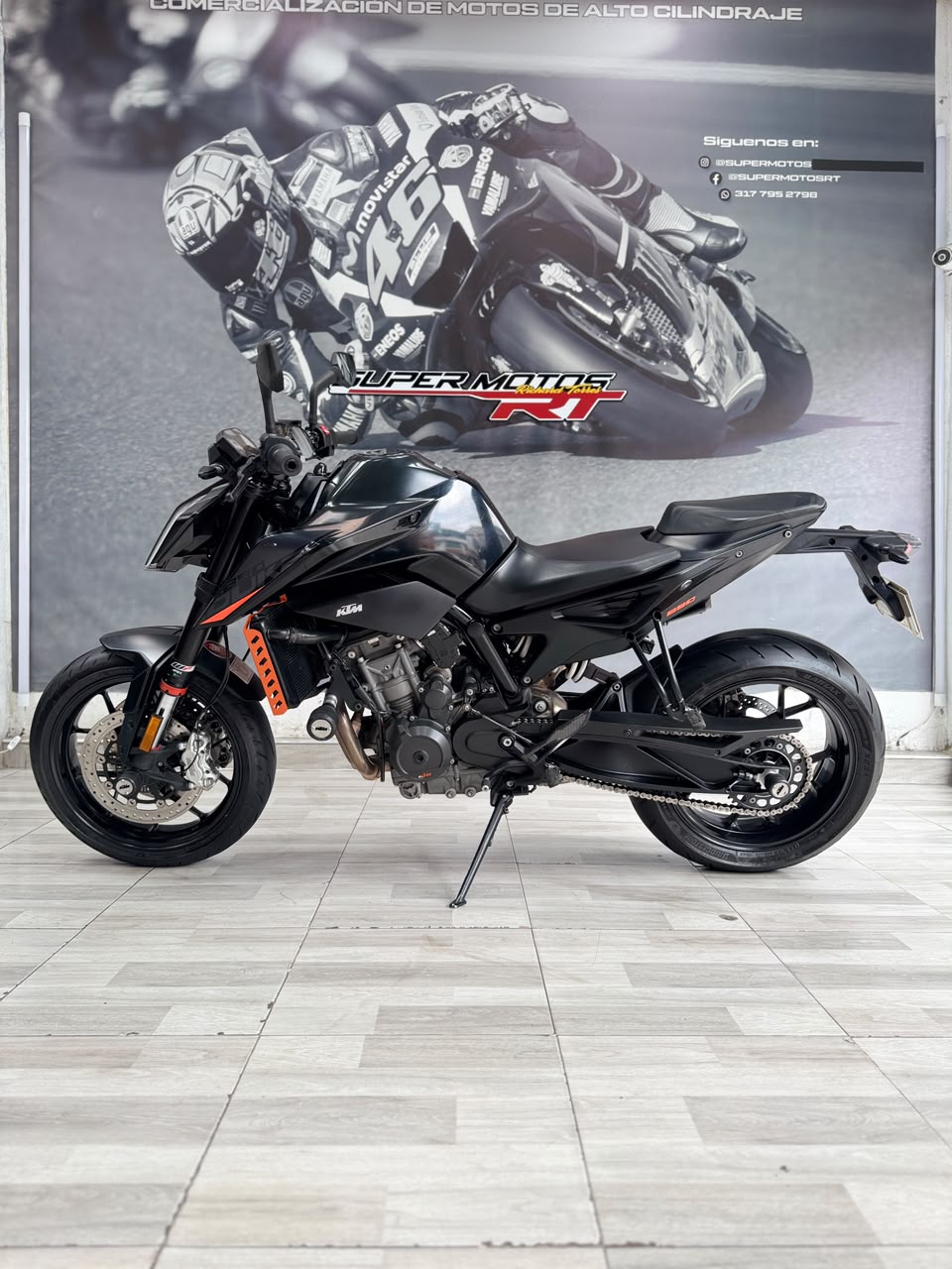 Imagen de KTM 890 DUKE