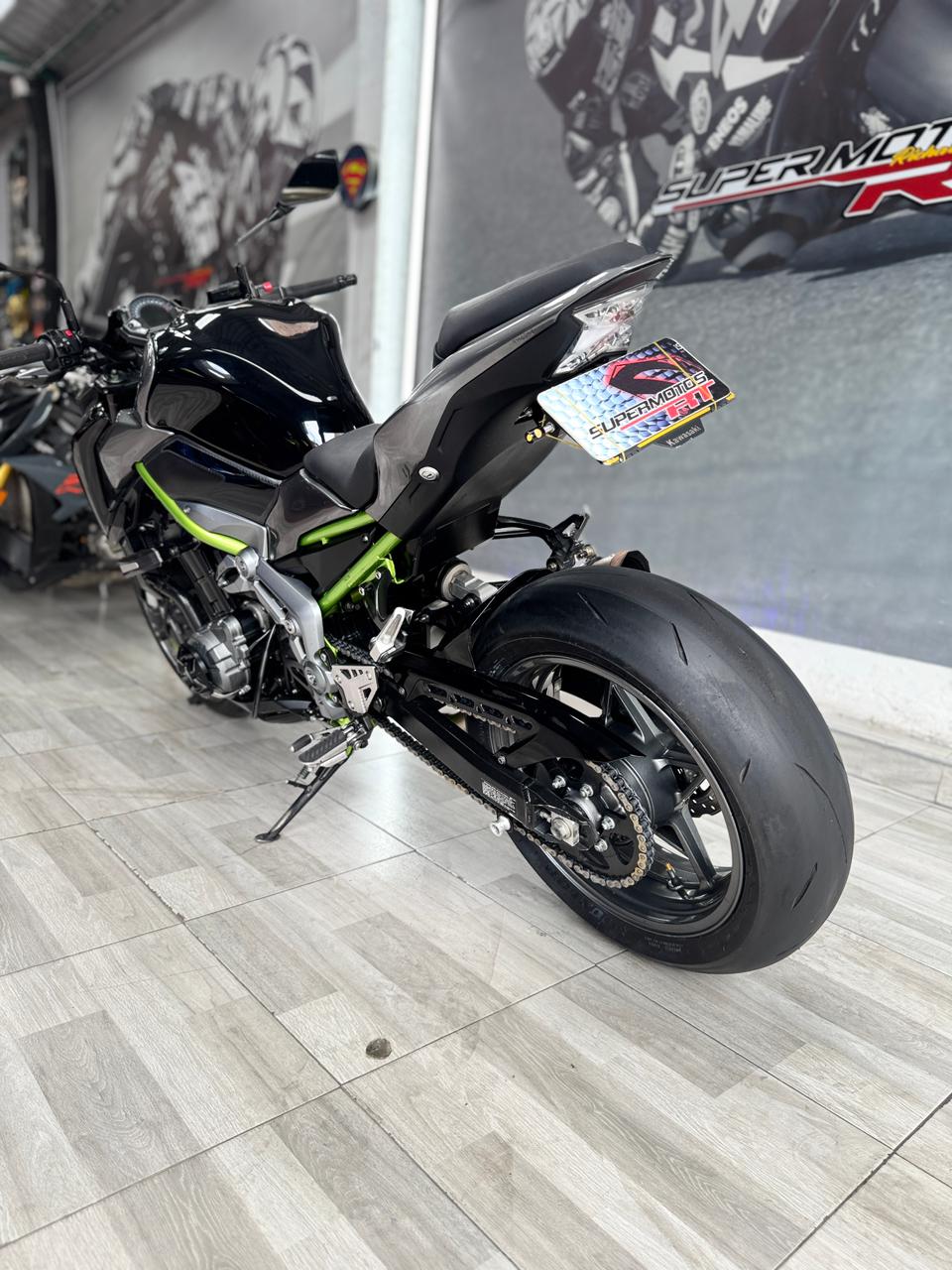 Imagen de KAWASAKI Z900