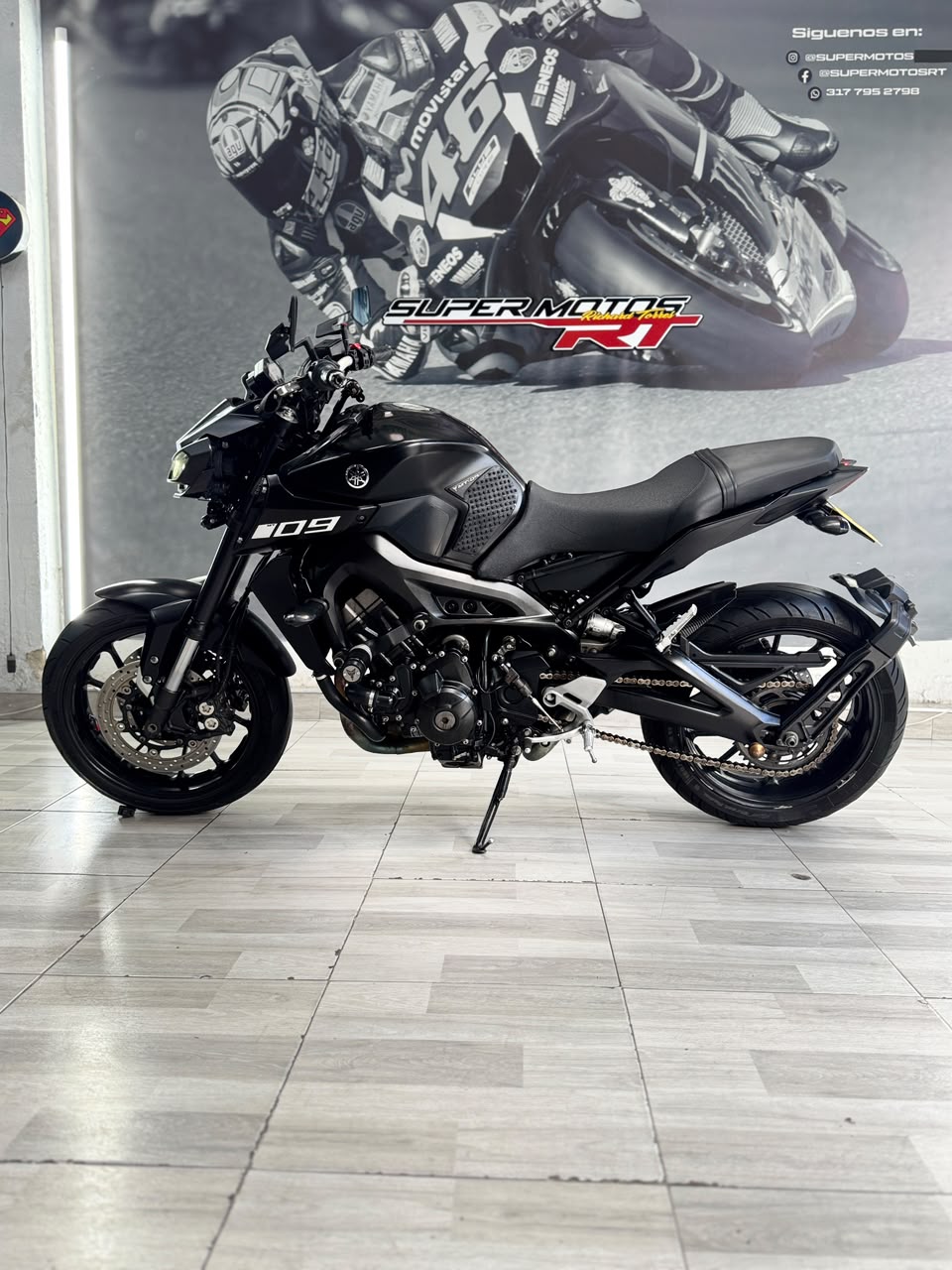 Imagen de YAMAHA MT 09