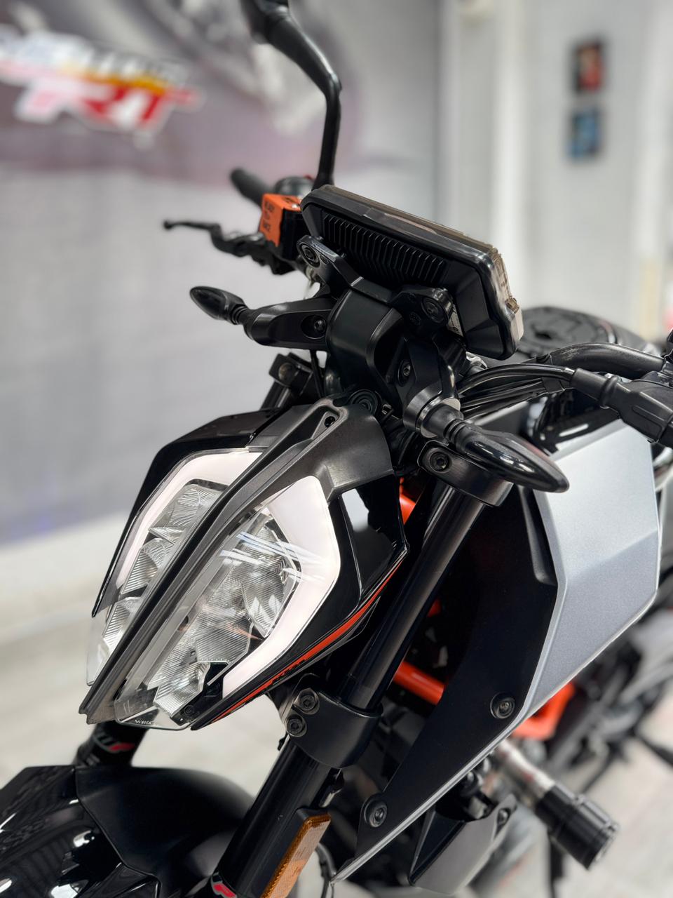 Imagen de KTM DUKE 390 NG