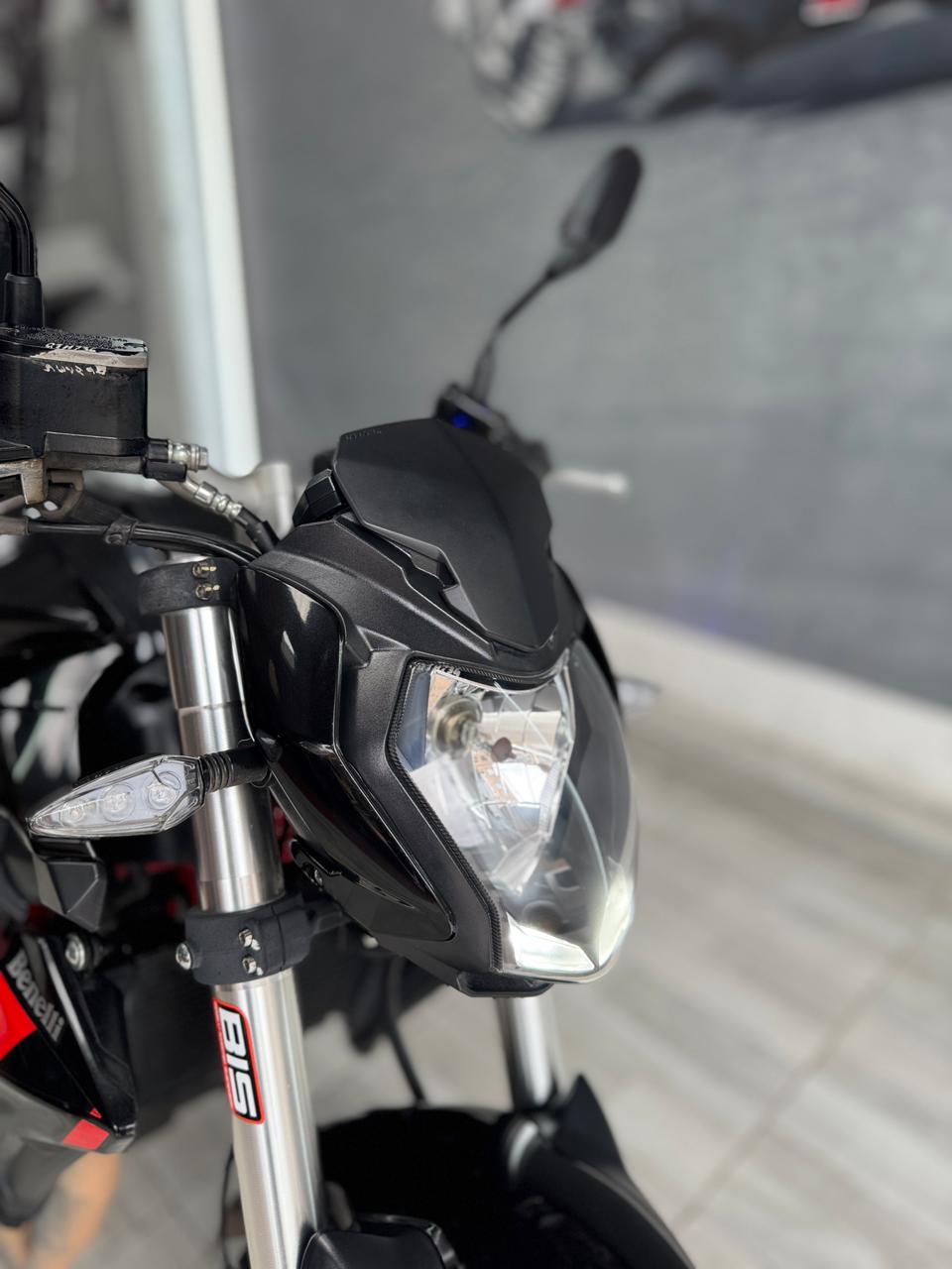 Imagen de Benelli TNT25