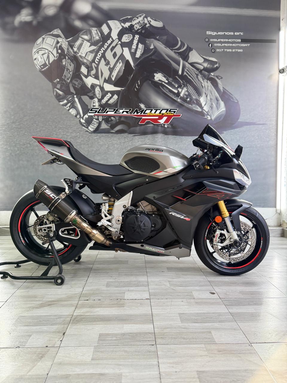 Imagen de APRILIA RSV4